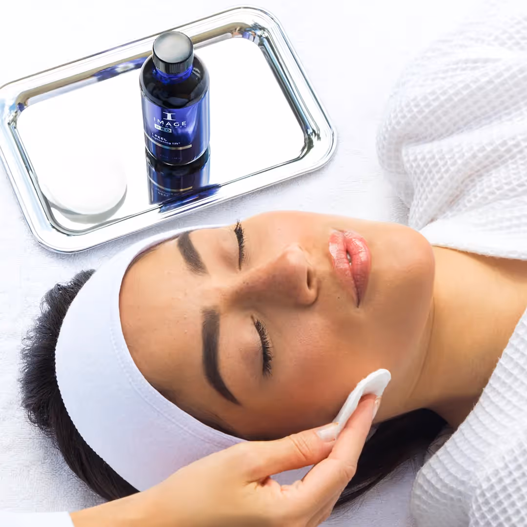 Facial Treatments – Image Signature Lift